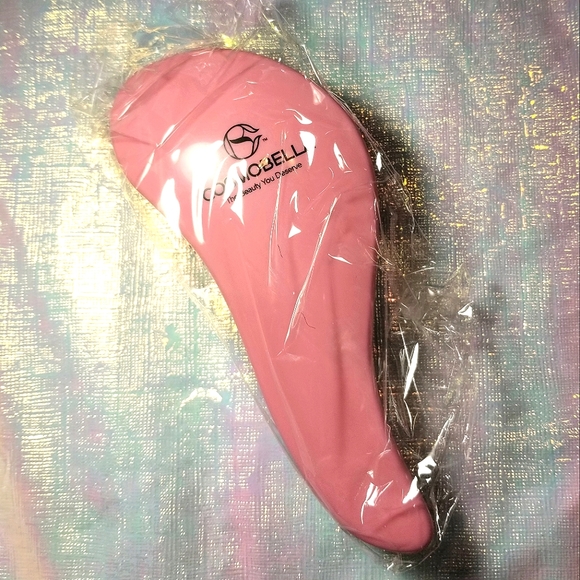 Cosmobella Detangler Brush - Picture 2 of 6